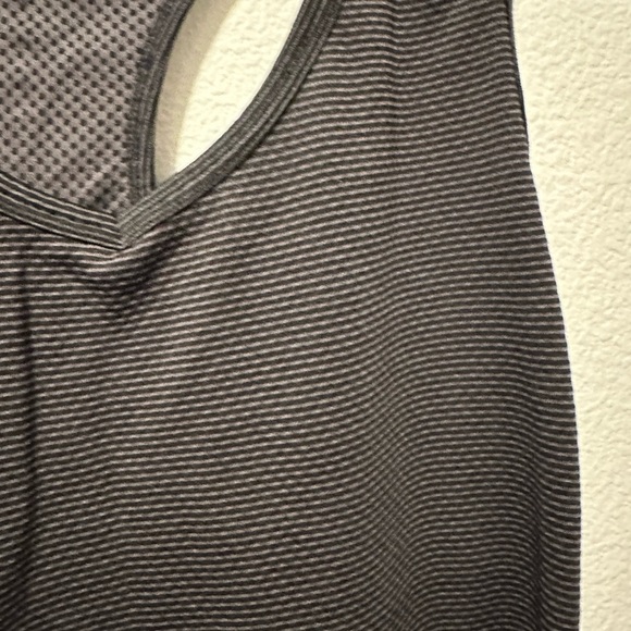 Workout Tank - Picture 2 of 2